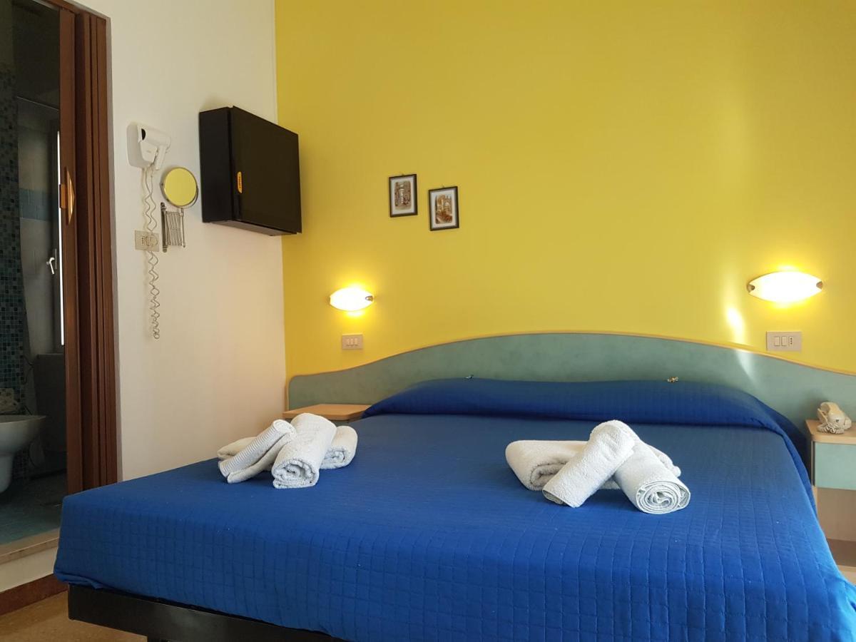 Hotel Villa Ersilia Rimini B&B Kültér fotó