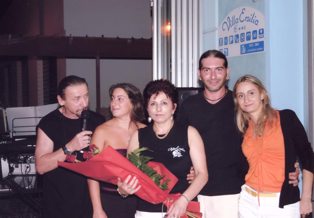 Hotel Villa Ersilia Rimini B&B Kültér fotó