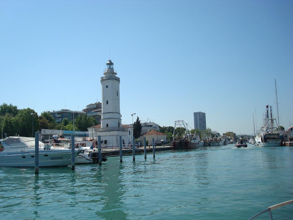 Hotel Villa Ersilia Rimini B&B Kültér fotó